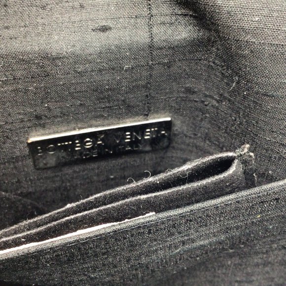 BOTTEGA VENETA VINTAGE BLACK SHELL DETAIL SILK HANDBAG - Picture 9 of 12